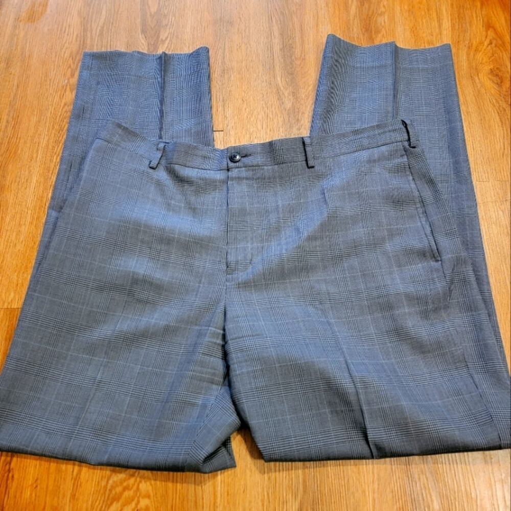 Mens 40W Classic Fit L. L. Bean Grey Checkered Dress Pants